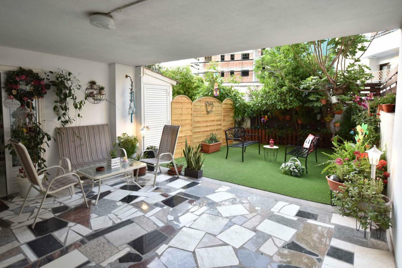 Angela'S Luxury Apartments Larnaca Exterior photo
