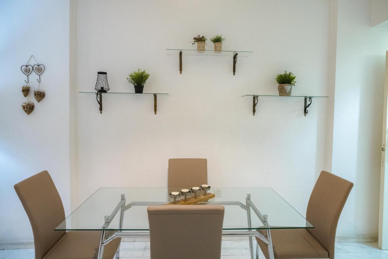 Angela'S Luxury Apartments Larnaca Exterior photo